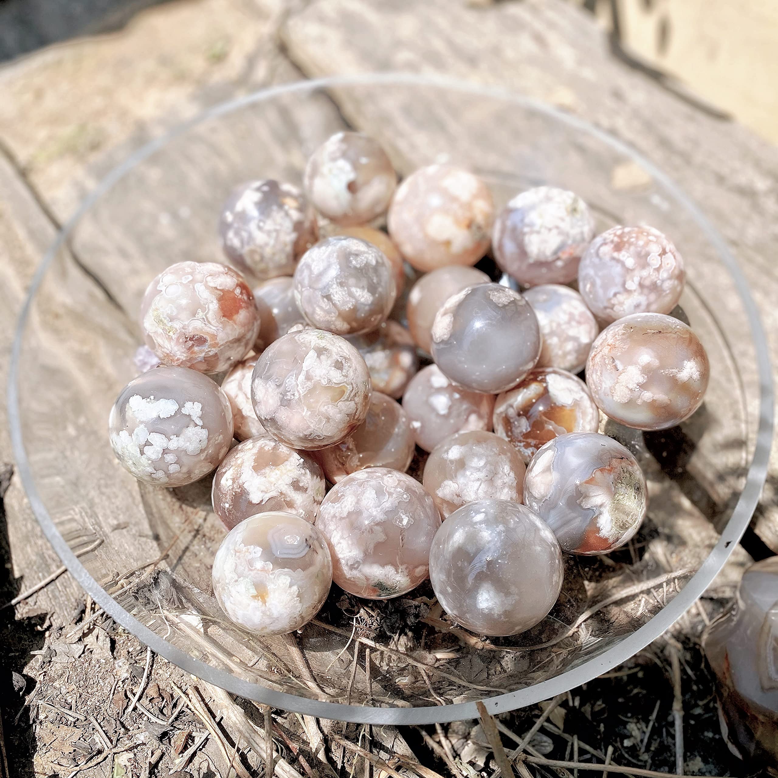桜瑪瑙　石球体 金色スタンド Amazon.co.jp: 天然花 瑪瑙 桜 石 球体 木製スタンド付き クリスタル